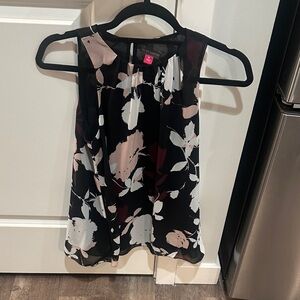 Vince Camuto Black and White Floral Blouse